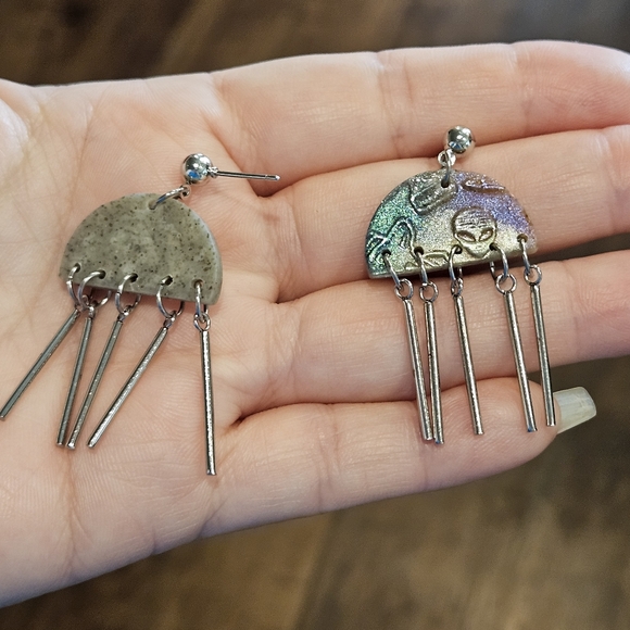 Witch Goth Dangle Earrings Halloween Handmade - Picture 8 of 11